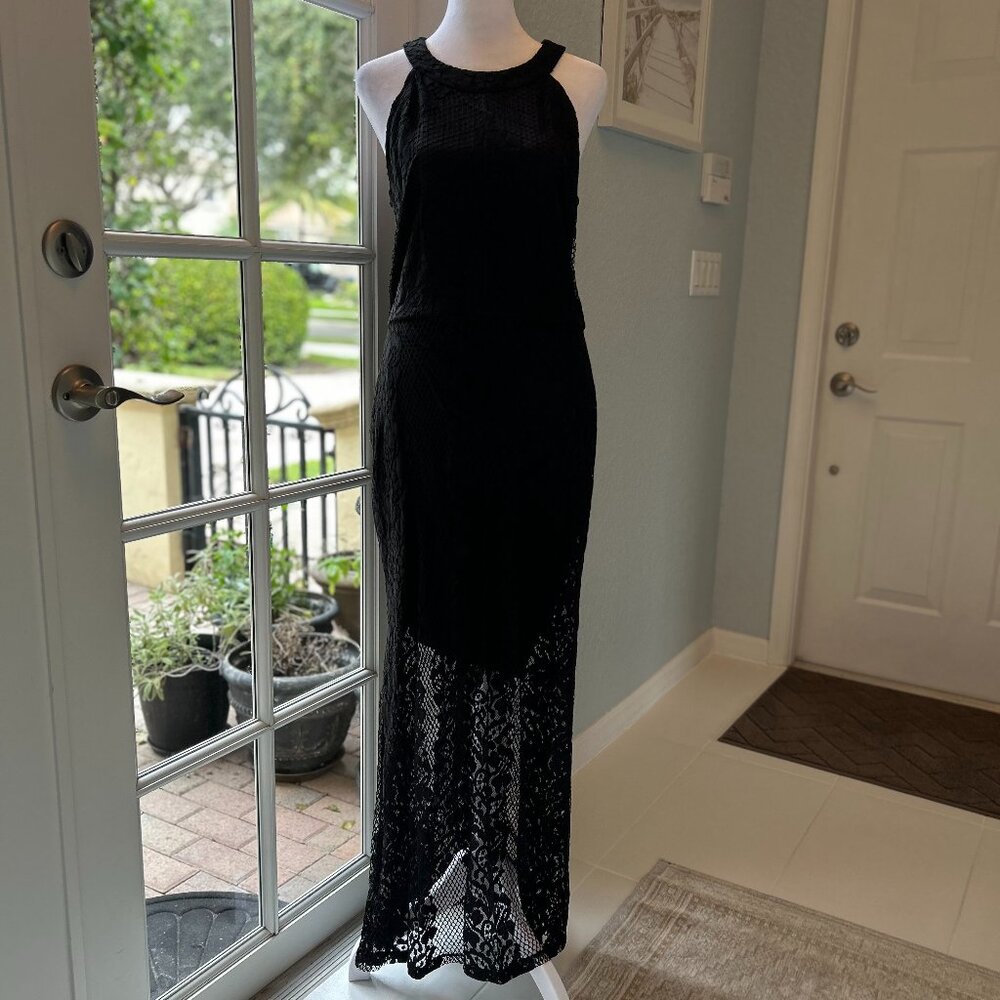 EnFocus Studio Black Lace Maxi Dress